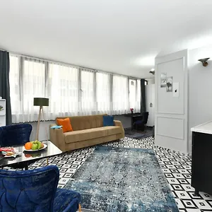 Port Residences Aparthotel